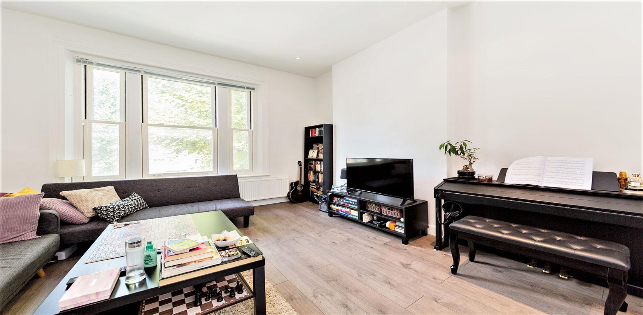 			UNDER OFFER , 2 Bedroom, 1 bath, 1 reception Flat			 Cavendish Road, KILBURN